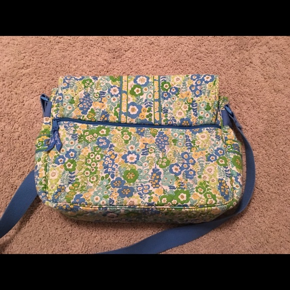 Vera Bradley Messenger Bag - Picture 4 of 4