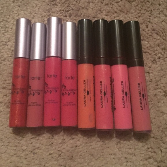 Set of lipgloss
