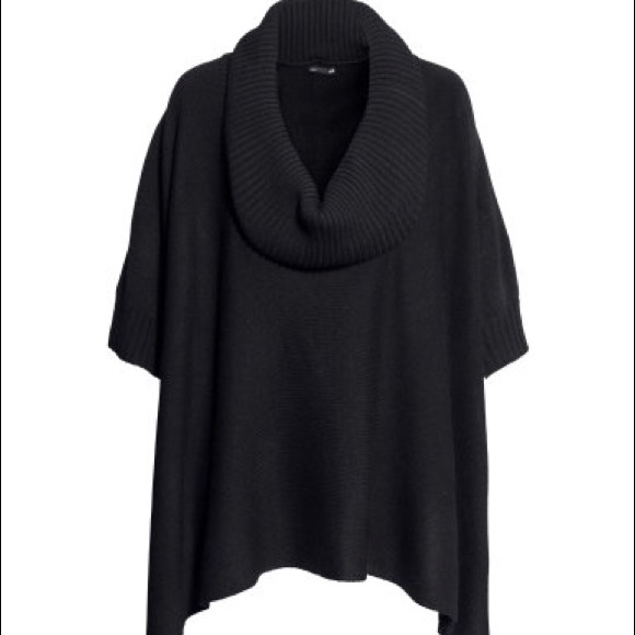 ✨flash sale!✨H&M knit poncho never worn