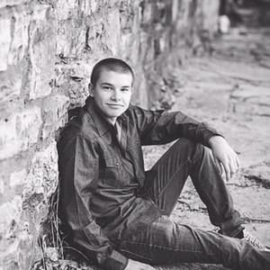 Meet your Posher, Kenneth