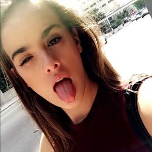 Meet your Posher, Aide