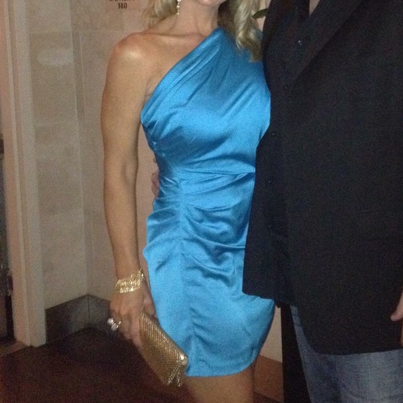 Stunning teal cocktail dress