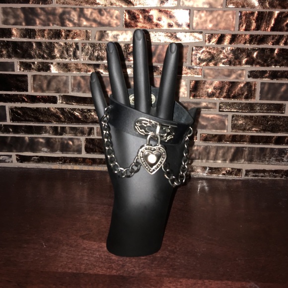 Heart locket bracelet