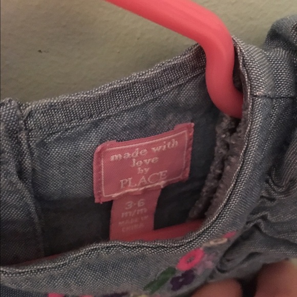 💕Children's Place Outfit & Bow - Picture 3 of 3