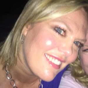 Meet your Posher, Dionne