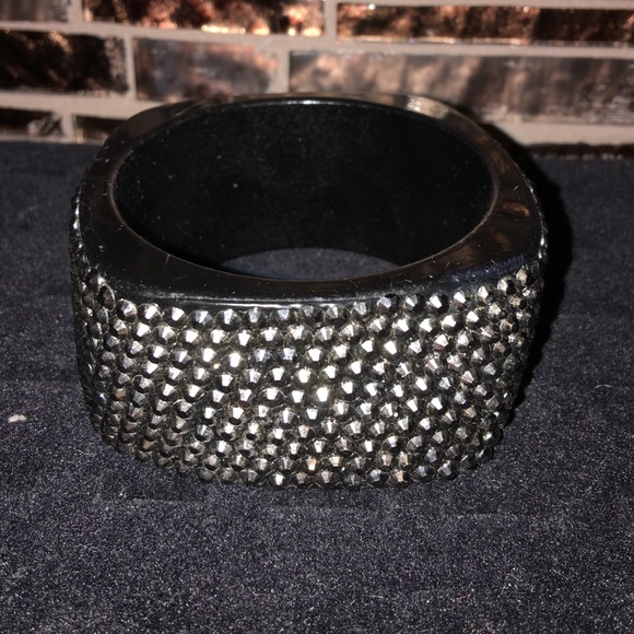 Black squared rhinestoned bracelet