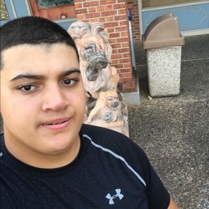 Meet your Posher, Omar