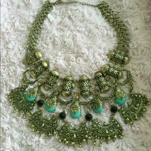 Feel like pharaohs.. A very unique gold statement