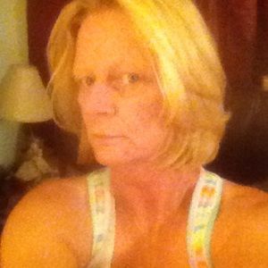 Meet your Posher, Shana