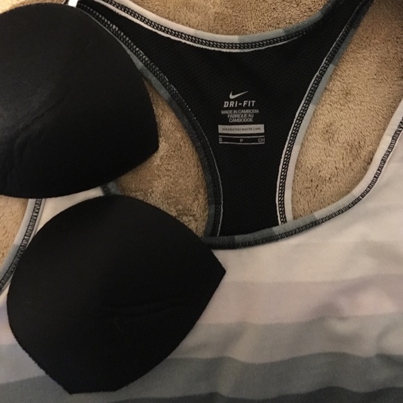 Nike Dri-Fit Racer Back Tank - Picture 4 of 4