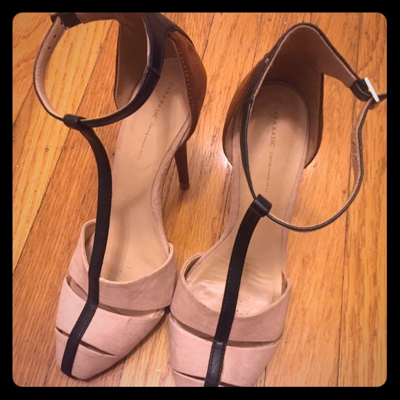 Zara basic heels !!
