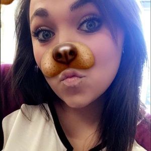 Meet your Posher, Delana