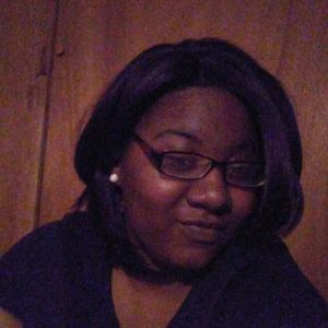 Meet your Posher, Tia