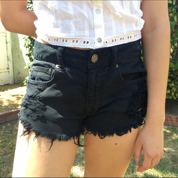 American Eagle distressed black shorts