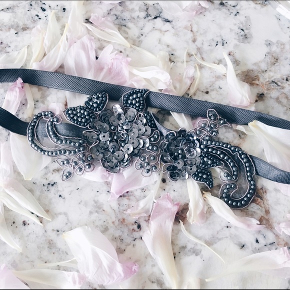 FREE PEOPLE // Lace Sequin Grey Hairband