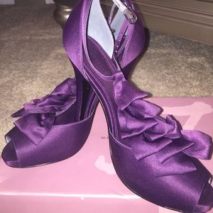 Purple peep toes shoes