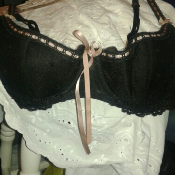 Jezebel black lace Burlesque push up Bra - 34C pink ribbon lingerie goth dolly - Picture 1 of 4