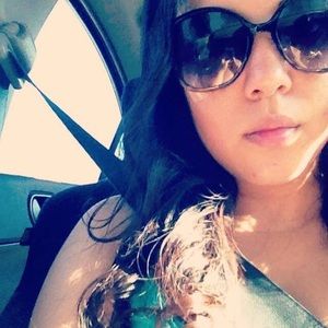 Meet your Posher, Vanessa