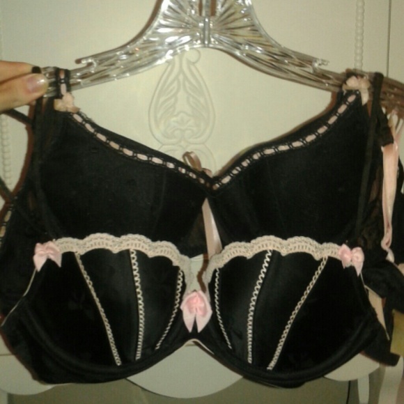 SetOfTwo Lingerie Pushup Bras - Victoria Secret & Jezebel - 34C - goth Burlesque - Picture 4 of 4