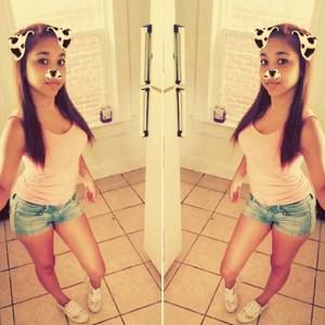 Meet your Posher, Jennipher