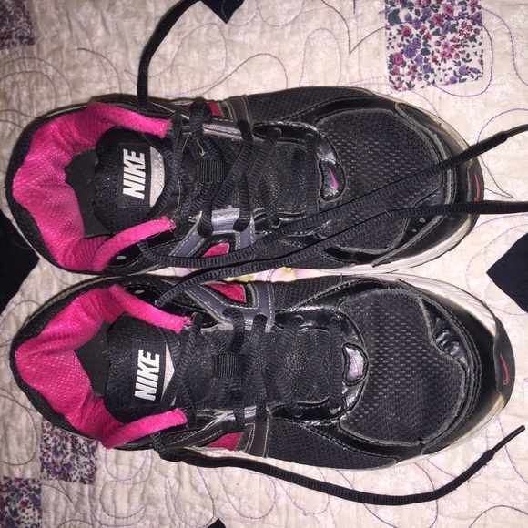Running shoes
