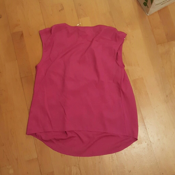 Blouse - Picture 2 of 3