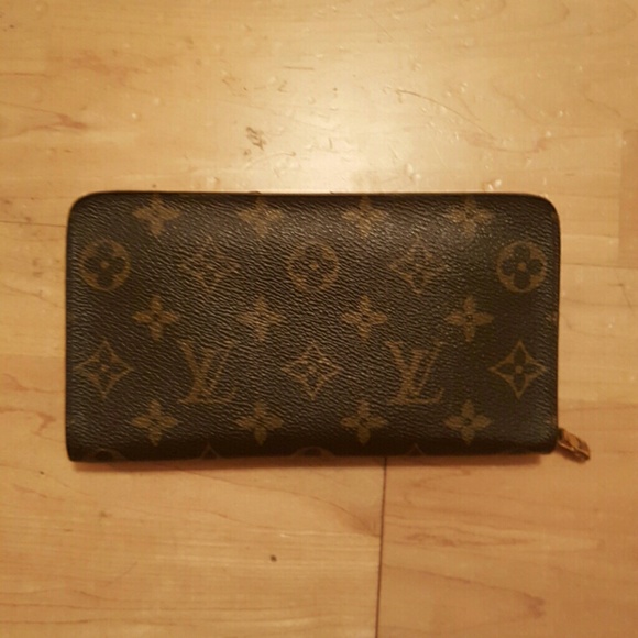 LV authentic wallet