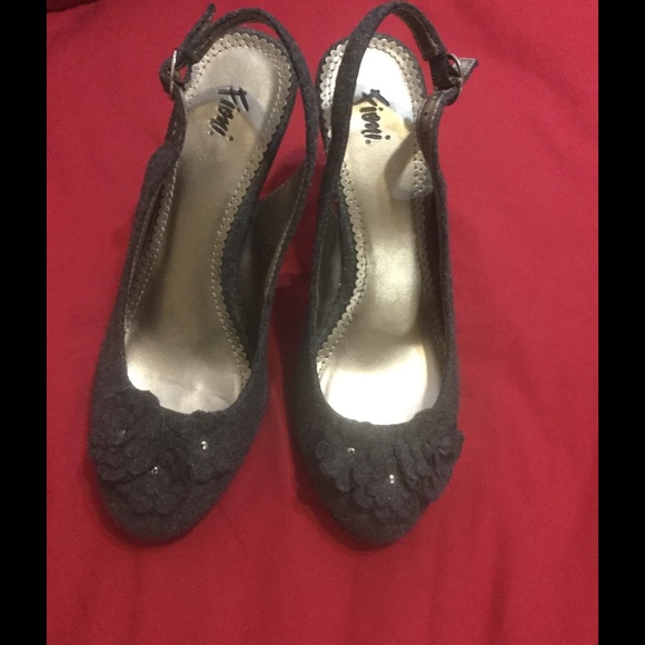 Charcoal gray wool heels