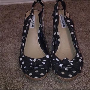 American Eagle Wedges