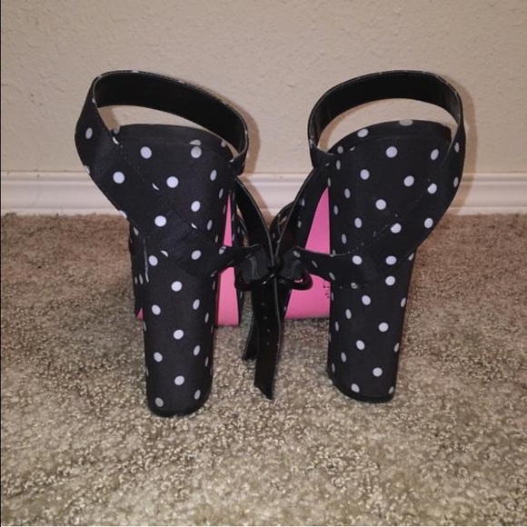 Alice + Olivia Platforms - Picture 2 of 4