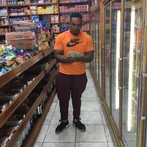 Meet your Posher, Alphonso