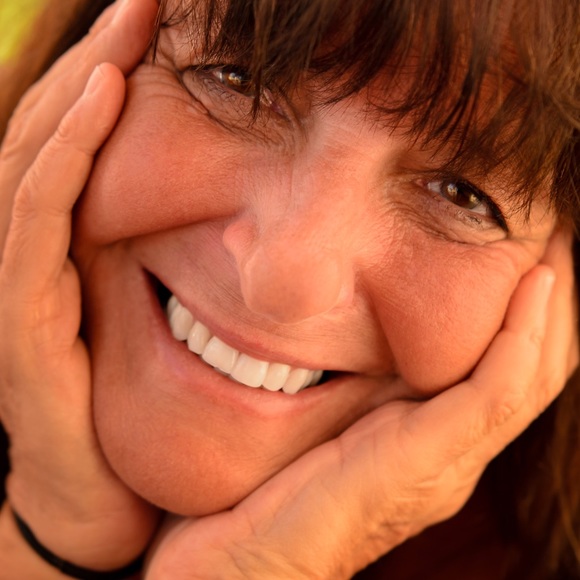 Meet your Posher, Tina - Picture 1 of 1