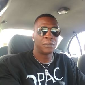 Meet your Posher, Cameron