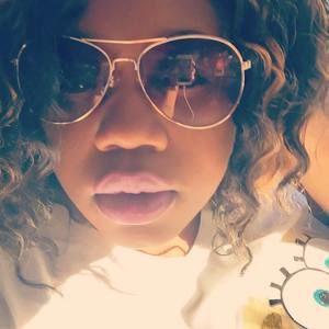 Meet your Posher, Achante