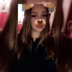 Meet your Posher, Abigail