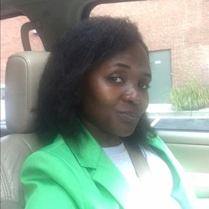 Meet your Posher, Caroline