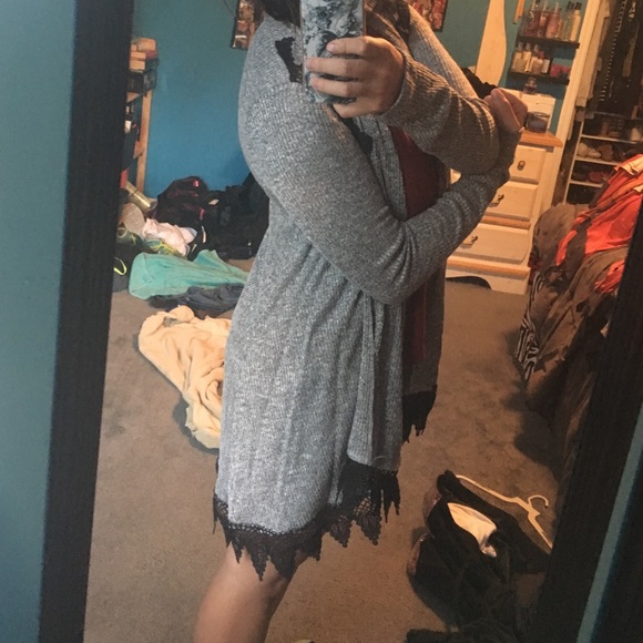 1 LEFT - Gray Long Sleeve Lace Cardigan - Picture 3 of 4