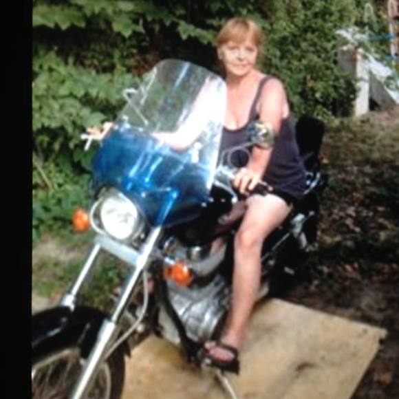 Meet your Posher, Shirley - Picture 1 of 1