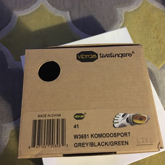 Vibram Five-Fingers - Picture 2 of 3