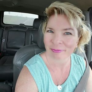 Meet your Posher, Vanessa