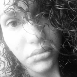 Meet your Posher, Lesly