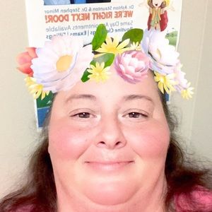 Meet your Posher, Debbie