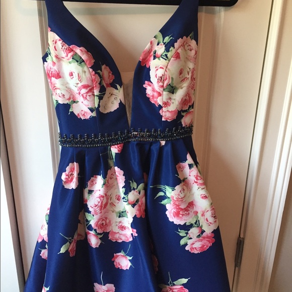Sherri Hill blue floral dress size 2