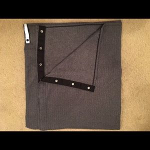 Lulu lemon scarf - great condition.