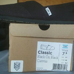 Brand new in the Box Tom's