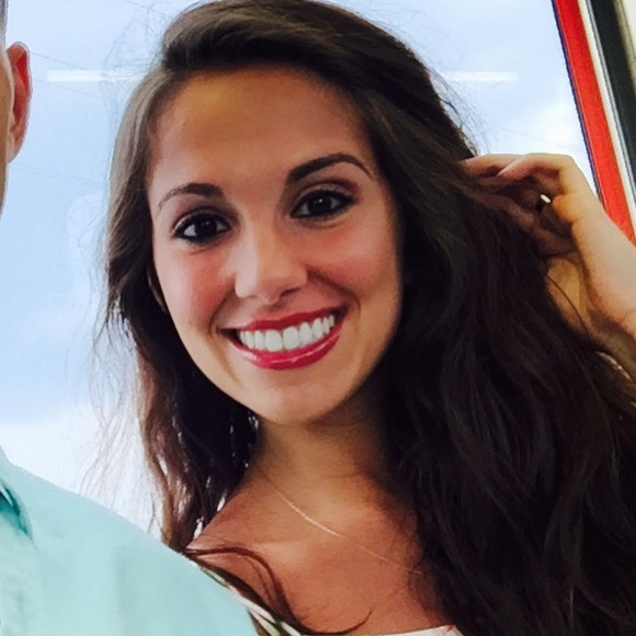 Meet your Posher, Marissa - Picture 1 of 1