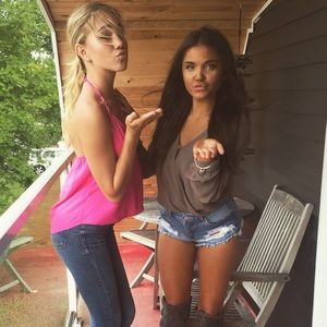 Meet your Posher, Riley