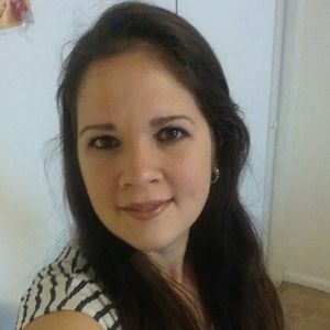 Meet your Posher, Yanet de los angeles