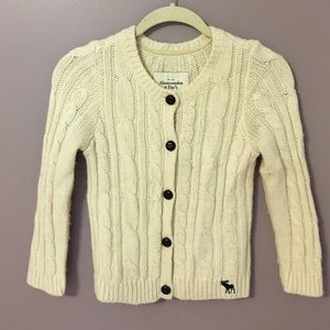 S- Abercrombie & Fitch Sweater