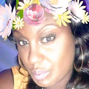 Meet your Posher, Brittney